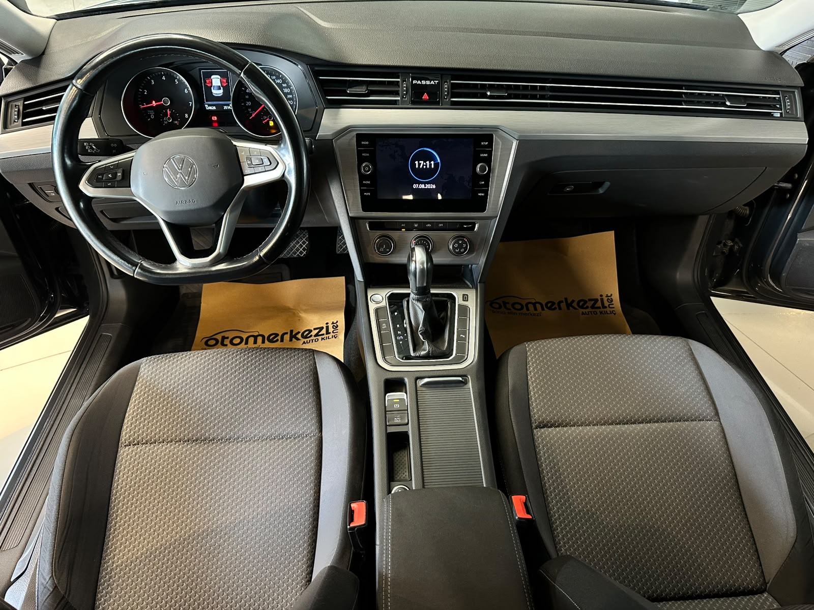 VOLKSWAGEN PASSAT 10